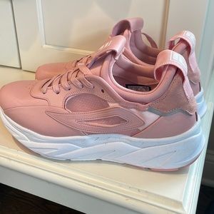 Fila Size 9 Rose Pink New without Tags